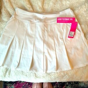NWT Lily Pulitzer Priska skirt UPF 50 - Resort White